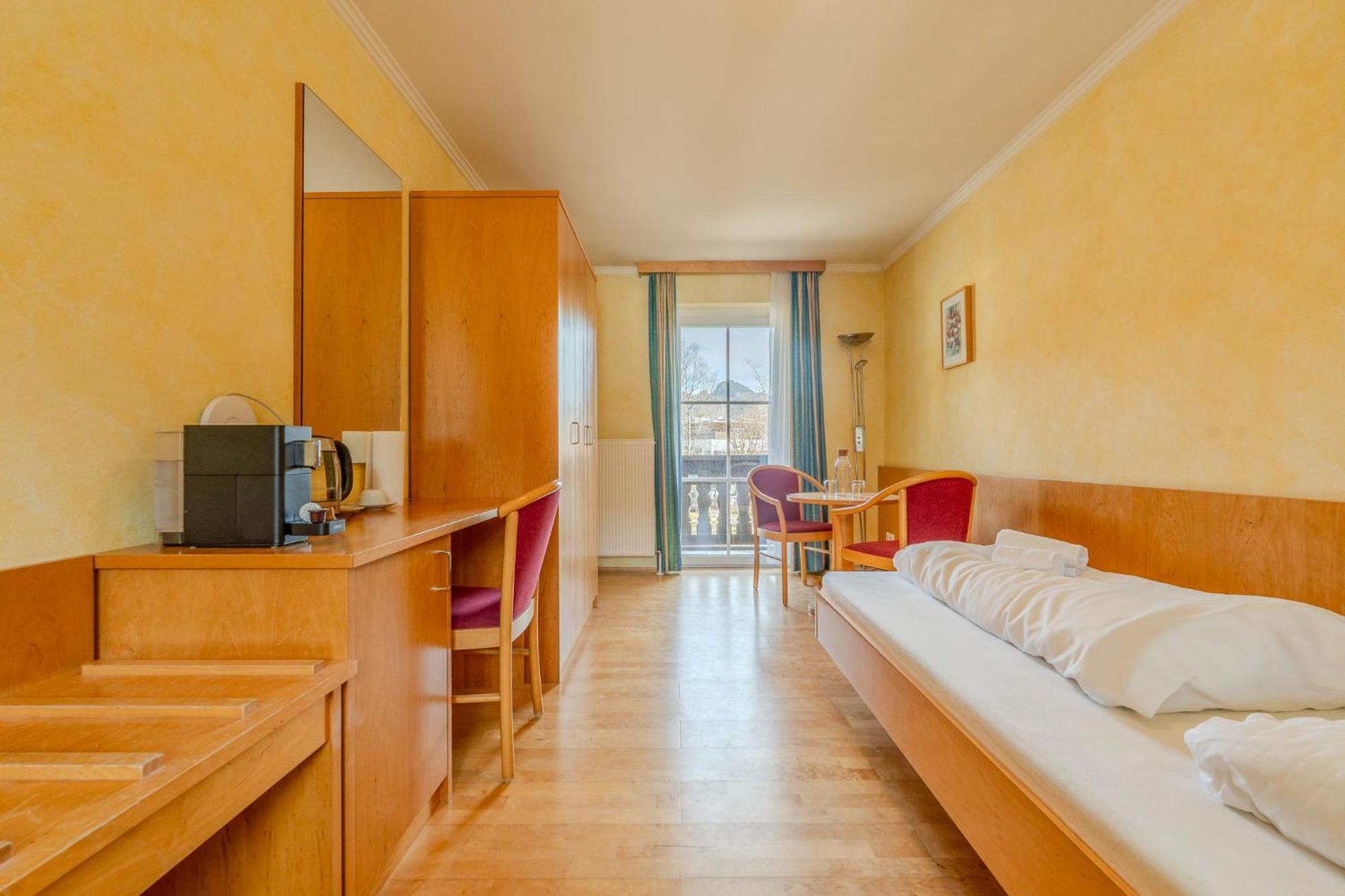 Whats-App Self-Check-In - Villa Maria Theresia Бад-Гойзерн Номер фото