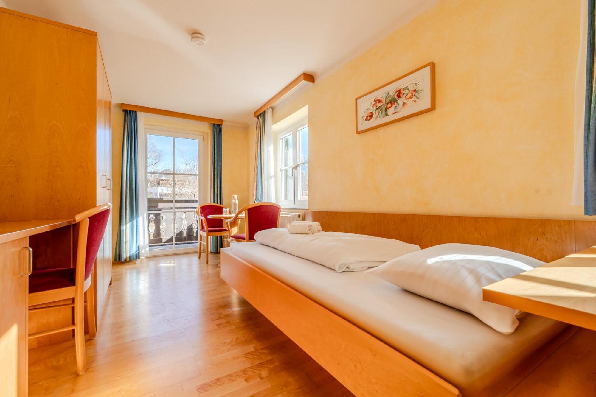 Whats-App Self-Check-In - Villa Maria Theresia Бад-Гойзерн Номер фото